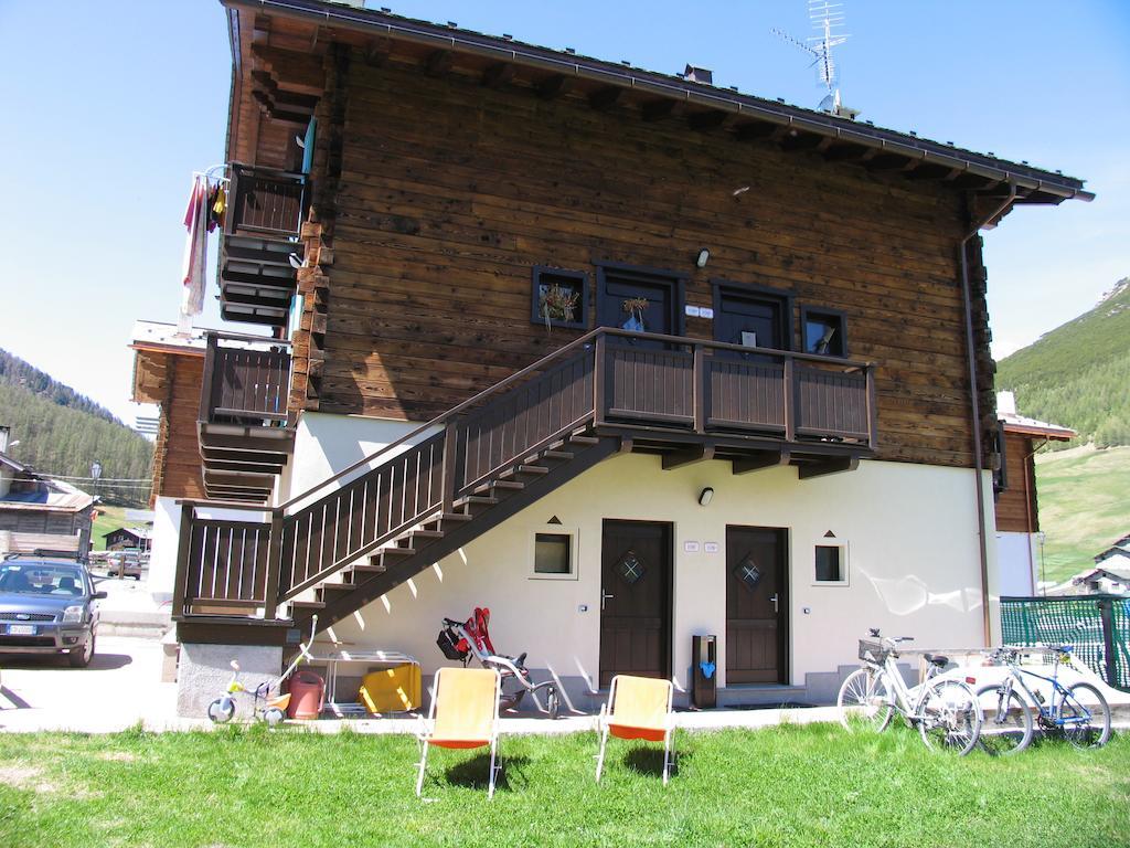 Art Apartments Casa Napell Livigno Exterior photo